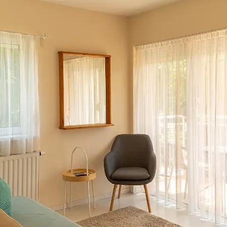 Apartament Aranypart *