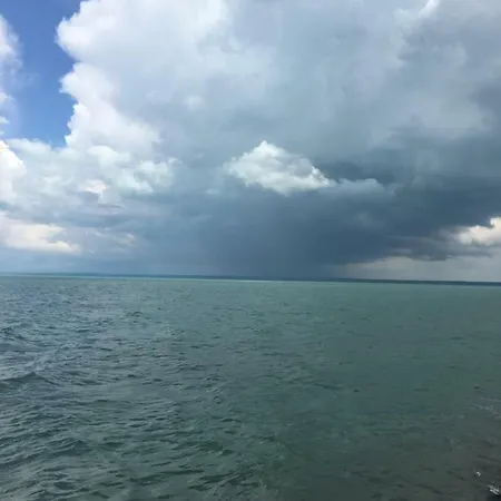 Aranypart Apartment Siófok